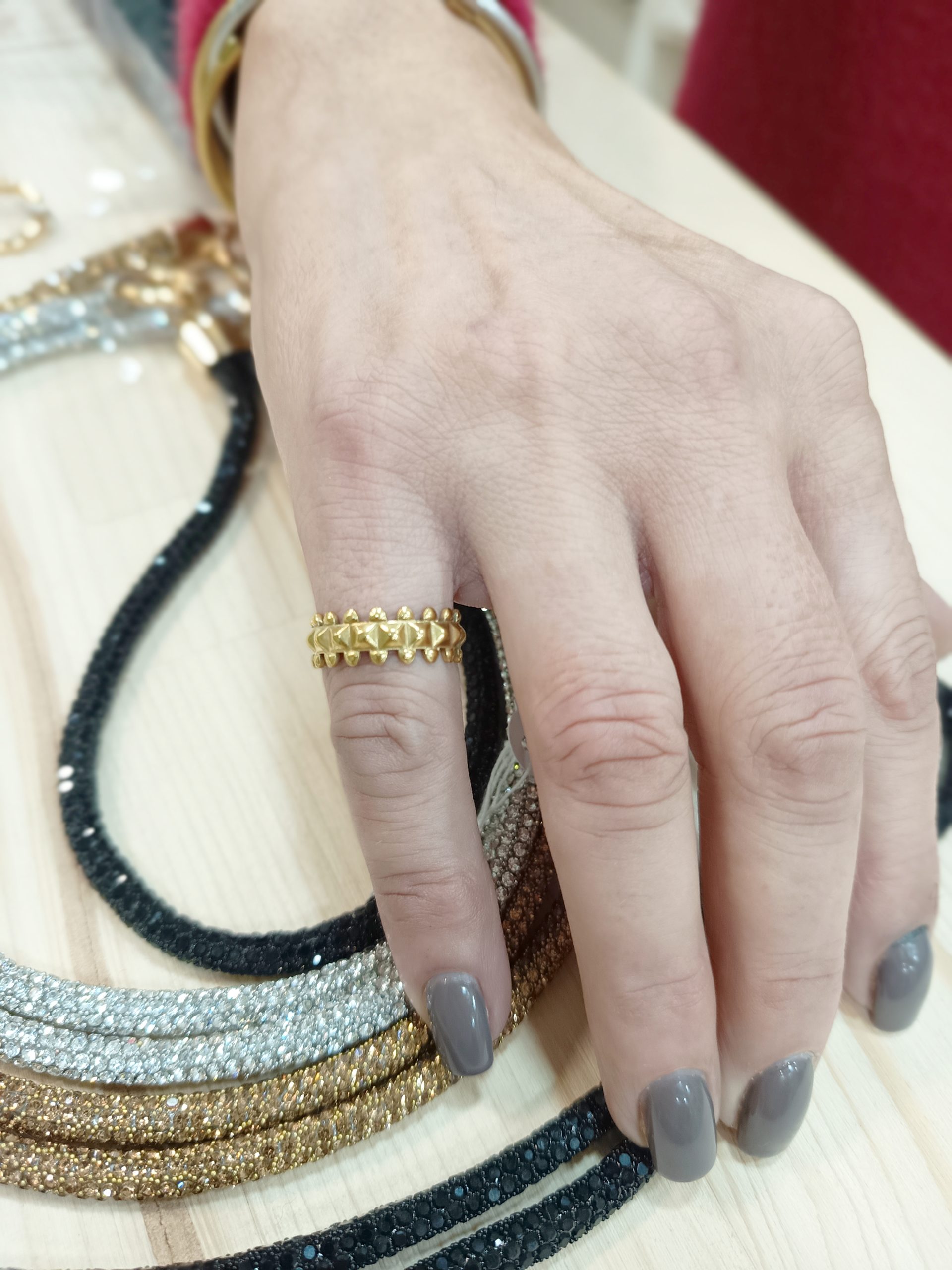 “Studded Band” Ring – Stainless Steel (Gold / Silver) – Adjustable - Image 2