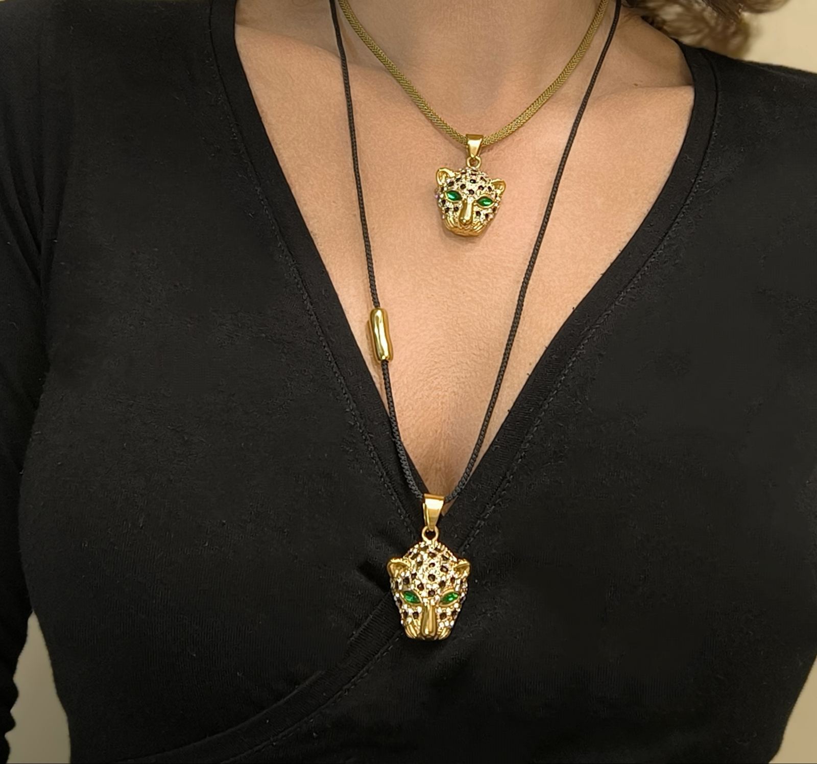 Μενταγιόν ''Αύρα του Πάνθηρα'' Κορδόνι Μαύρο