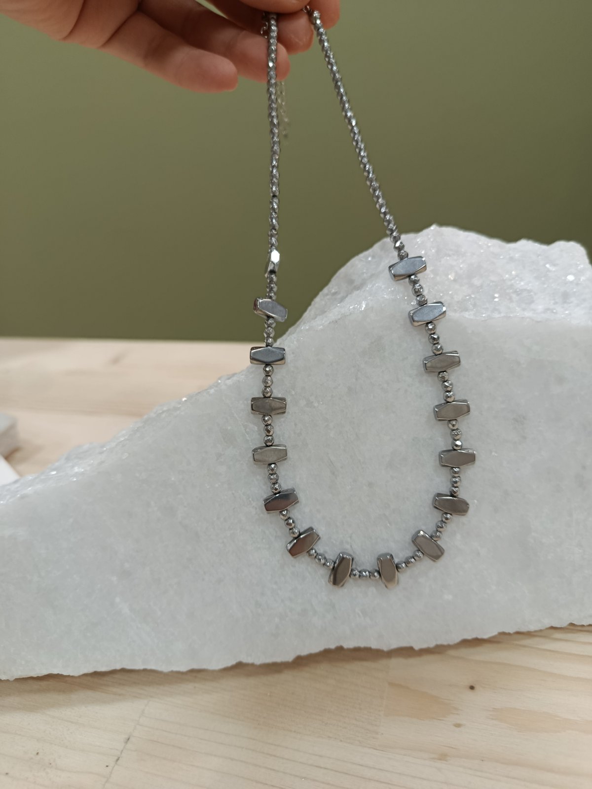 Κολιέ ''Minimal Chic'' Αιματίτης - Image 2