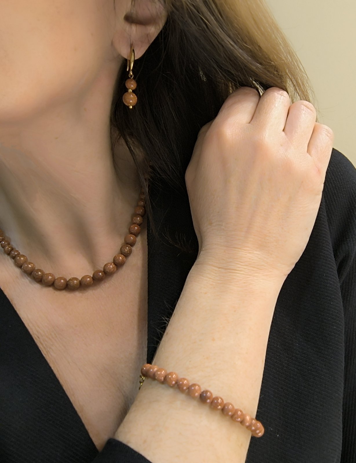 Χειροποίητο Σετ Κοσμημάτων “Γήινη Αύρα” με Χρυσόλιθο & Χρυσές Λεπτομέρειες