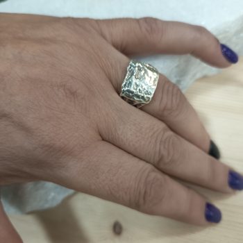 Δαχτυλίδι “Ίχνος” από Ζάμακ – Ρυθμιζόμενο, Σφυρήλατο