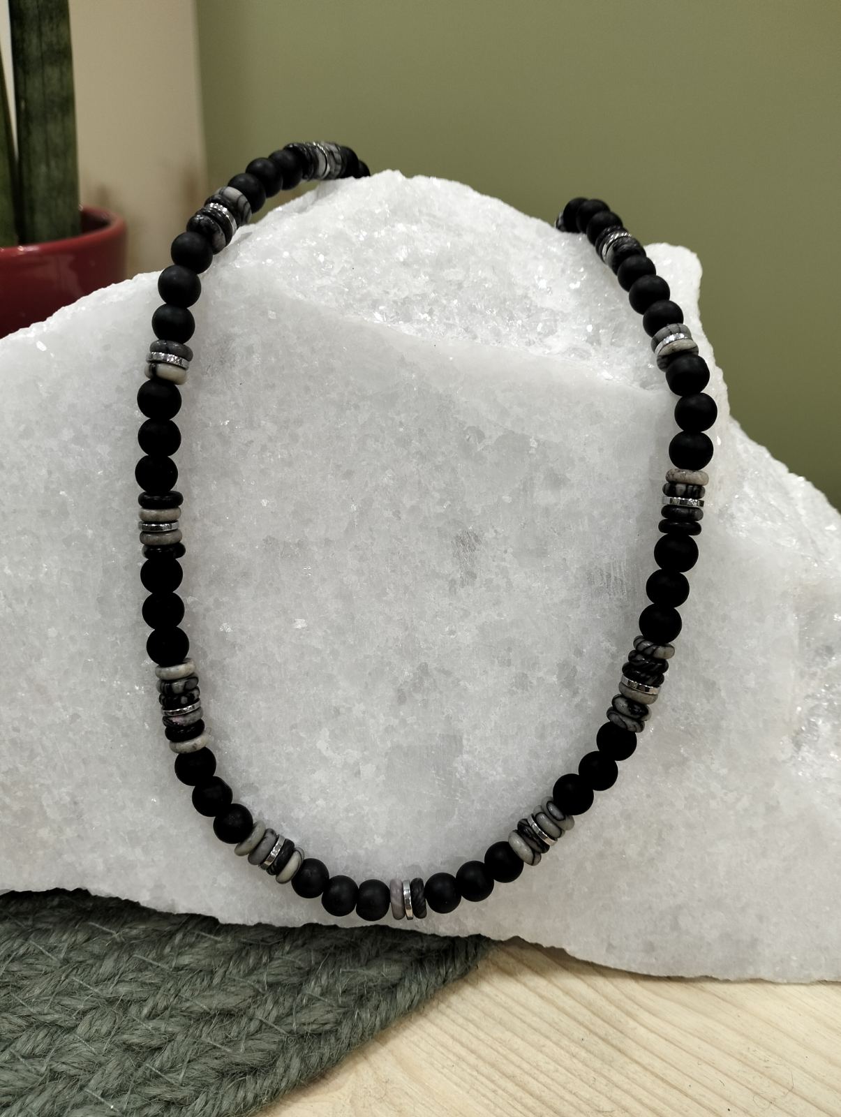 Obsidian Core – Ανδρικό Κολιέ με Μαύρες Ημιπολύτιμες Χάντρες - Image 2