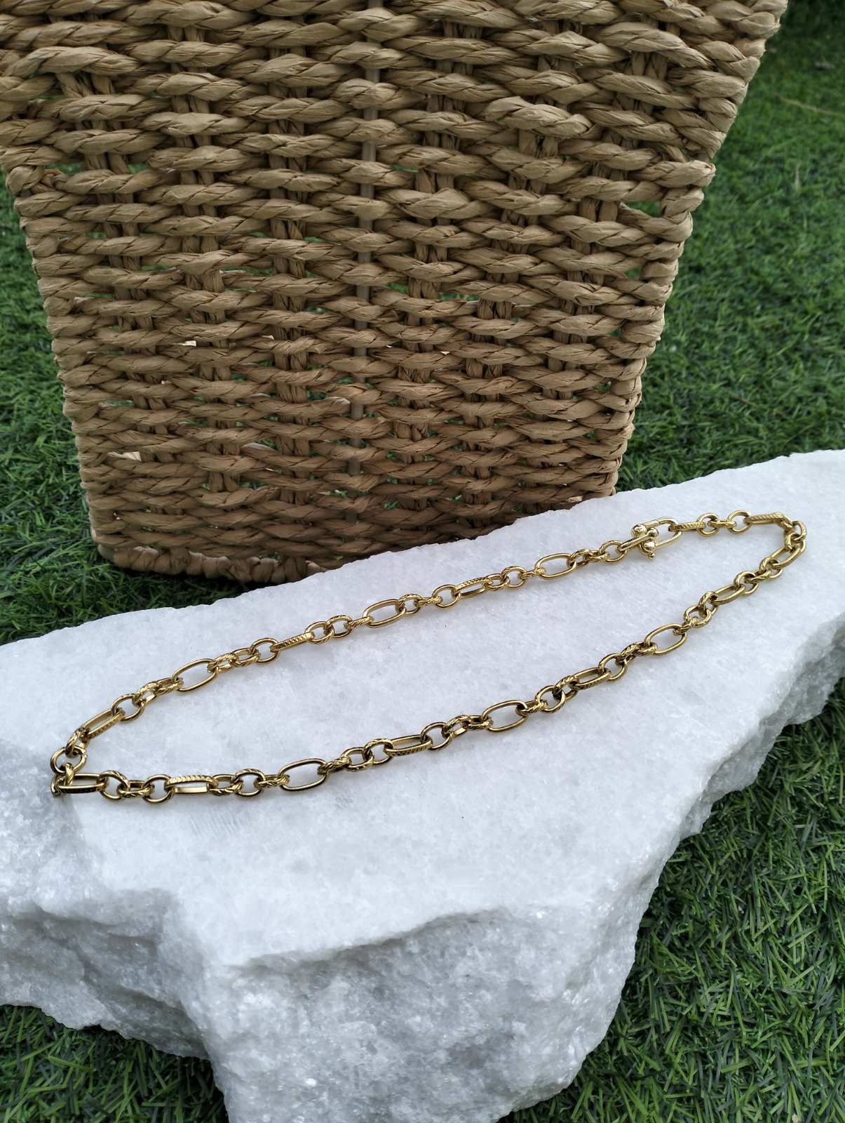 Κολιέ ''Silk Chain'' Πολυμορφικό με Μαύρη Πέρλα 6mm & Χρυσόχρωμη Ατσάλινη Αλυσίδα - Image 2