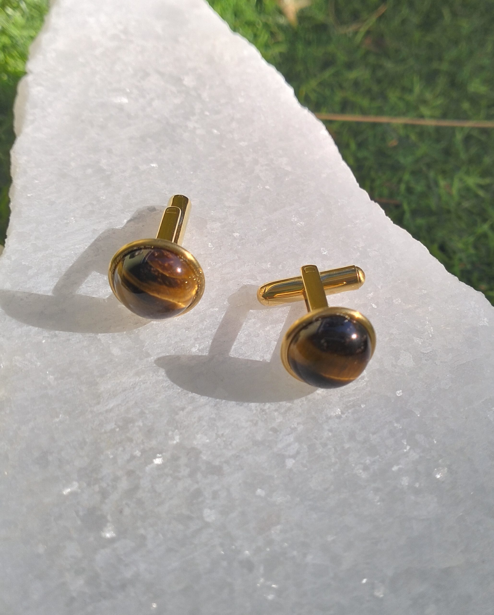 AUREA – Unisex Ατσάλινα Μανικετόκουμπα με Μάτι Τίγρης - Image 3