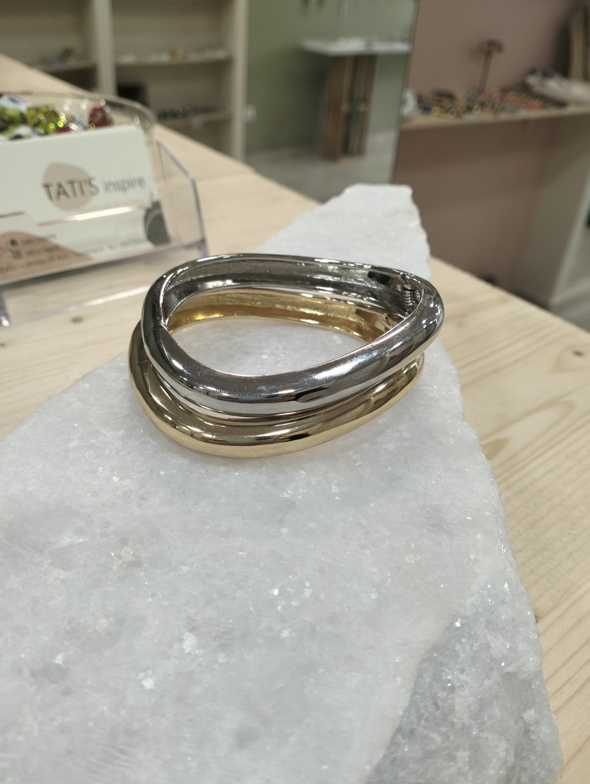 Χειροπέδα “Αέναη Γραμμή” – Cuff σε Χρυσό ή Ασημί Χρώμα - Image 2