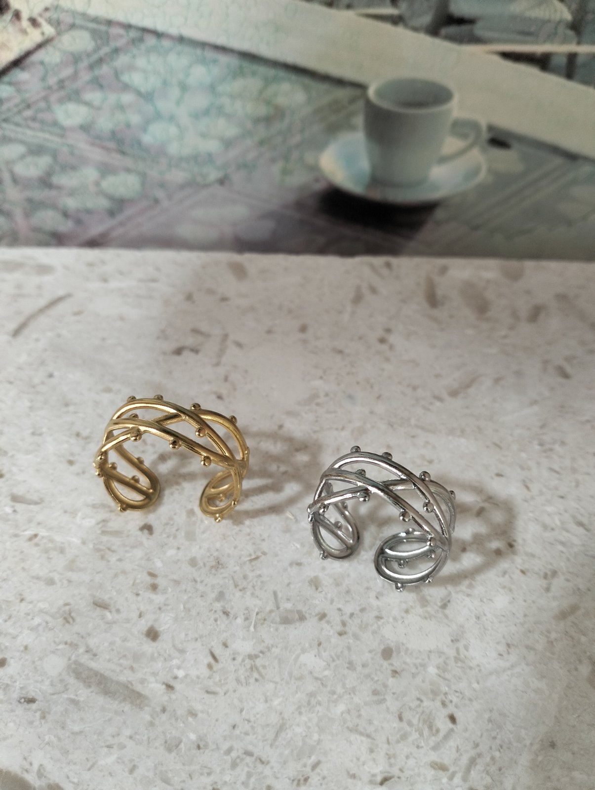 Ατσάλινο Δαχτυλίδι “Thorn Orbit” Ρυθμιζόμενο Χρυσό ή Ασημί με Μοντέρνο Σχέδιο - Image 5