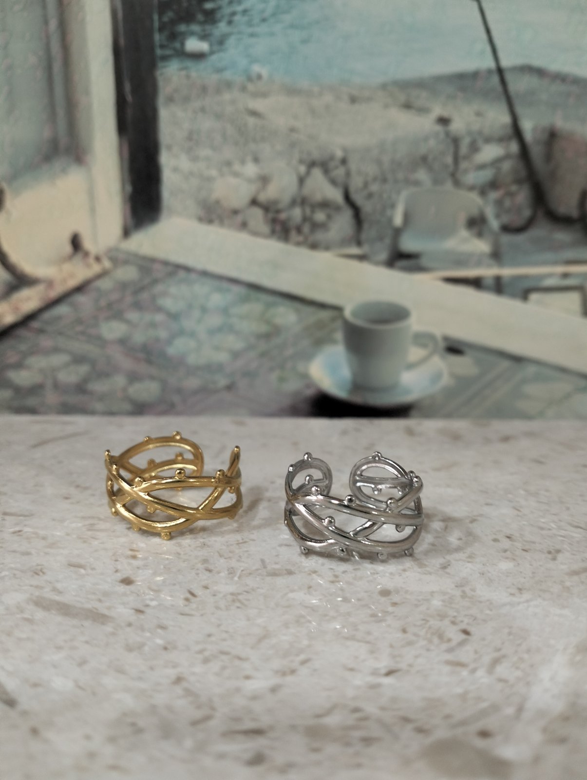 Ατσάλινο Δαχτυλίδι “Thorn Orbit” Ρυθμιζόμενο Χρυσό ή Ασημί με Μοντέρνο Σχέδιο - Image 4