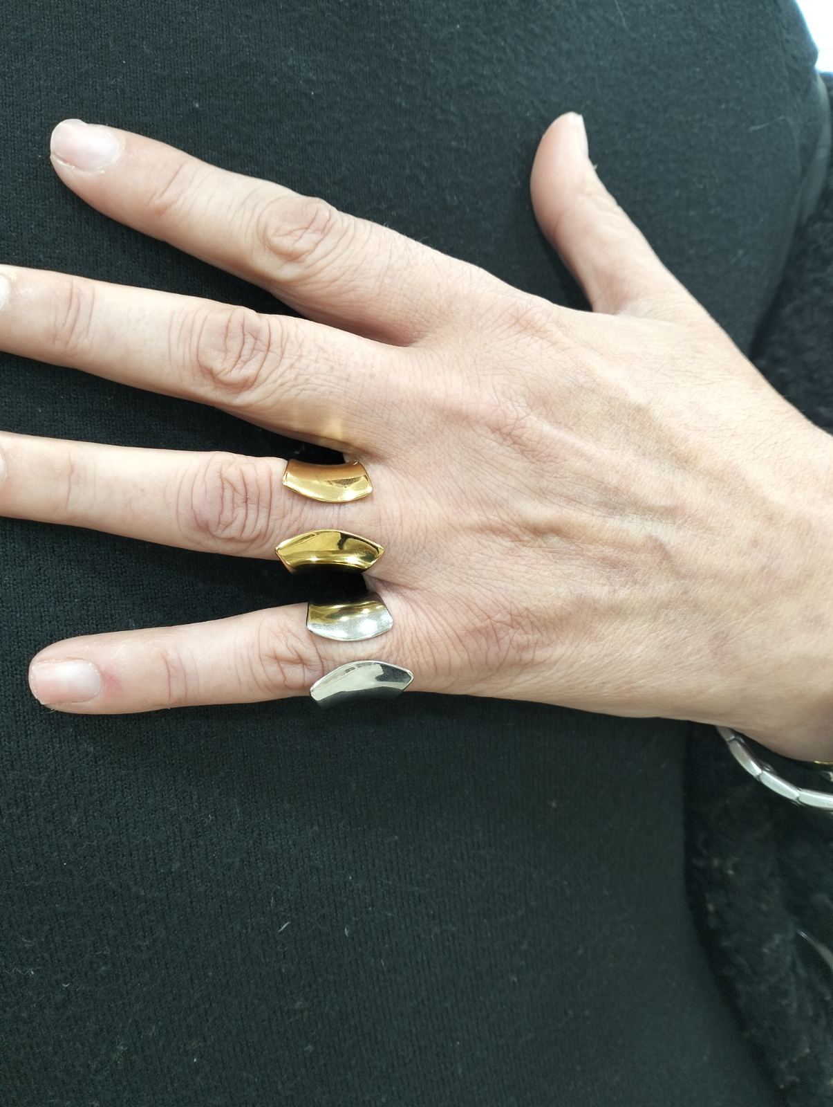 Stainless Steel Ring “Wave Shield” – Partially Adjustable