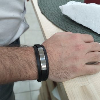 Ανδρικό Βραχιόλι Δερματίνης με Ατσάλινη Ταυτότητα