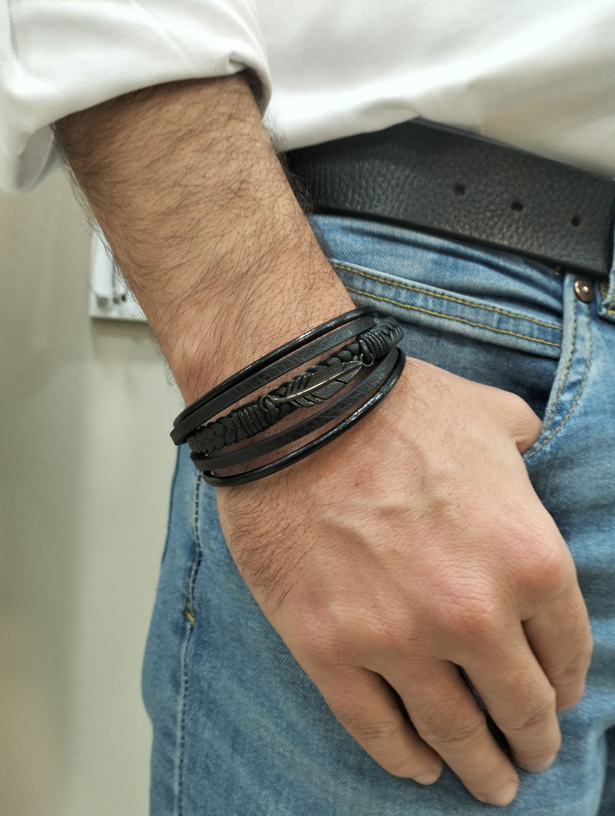 Ανδρικό Βραχιόλι Δερματίνης με Φτερό από Ανοξείδωτο Ατσάλι