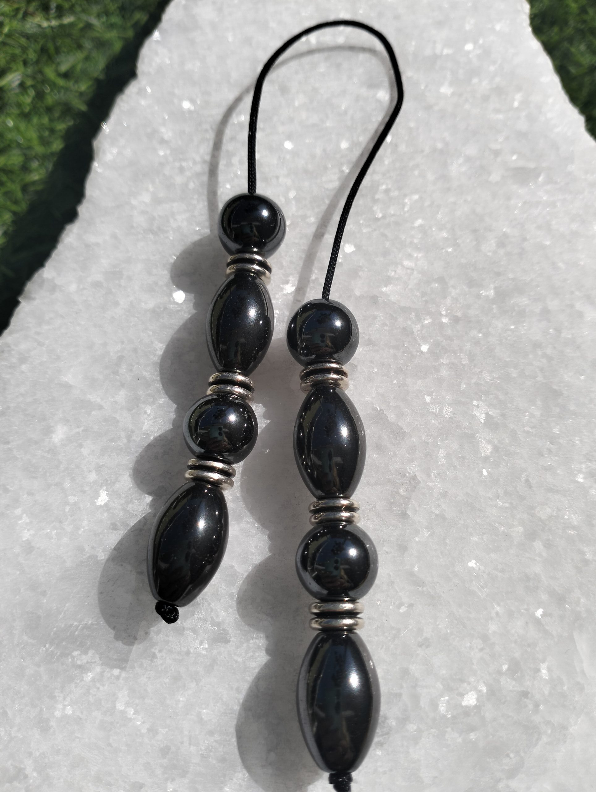 Iron Pulse – Χειροποίητο μπεγλέρι με αιματίτη